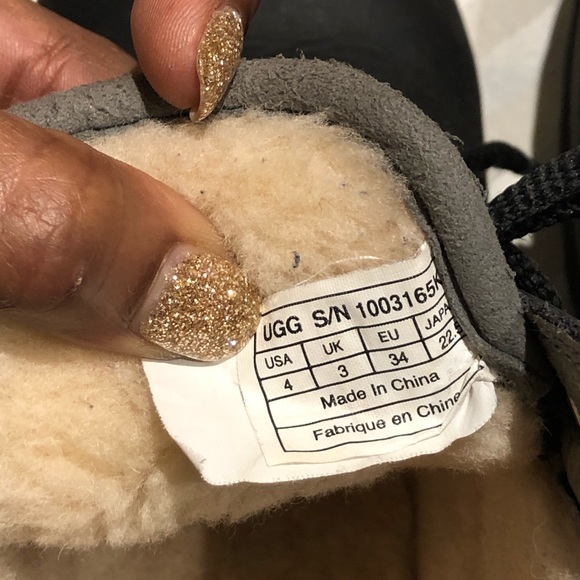 UGG Waterproof Boots! - Picture 4 of 8